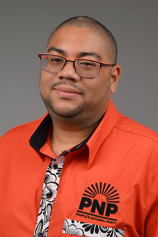 Christopher Henry