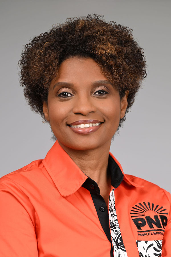 Stacey  Knight